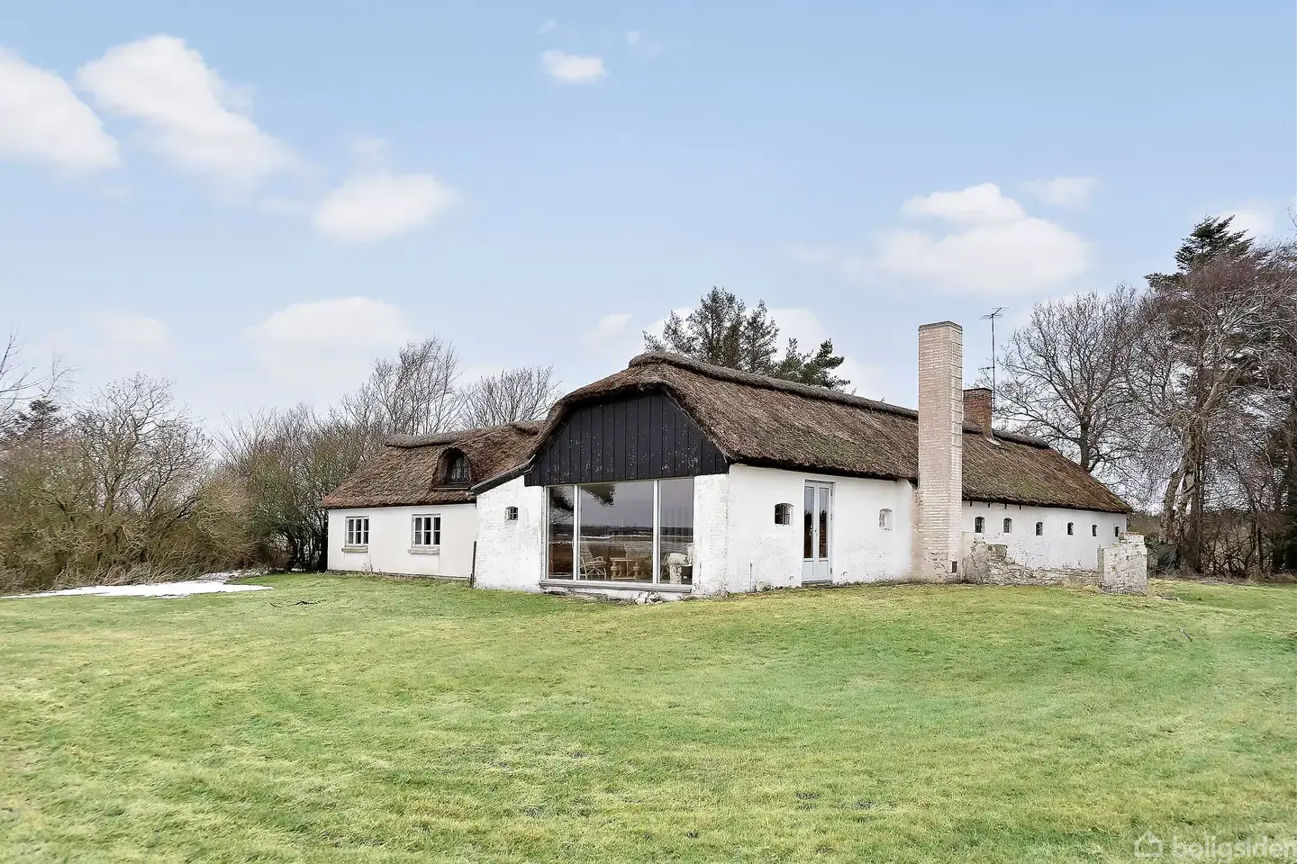 Unik ejendom med naturskøn beliggenhed, hvor grunden ligger direkte ned til Østerild Fjord.