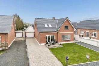 Villa på Jullerupvej 32, Jullerup, 5471 Søndersø