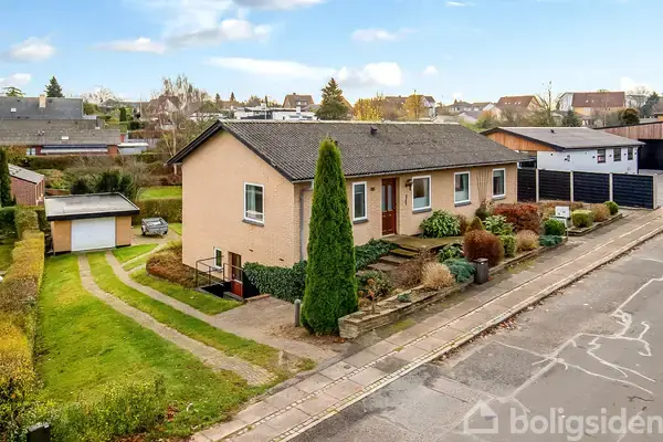 Villa på Spurvevej 16, 6000 Kolding