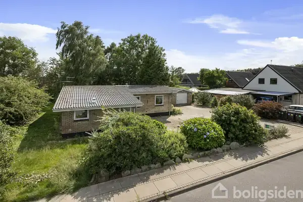 Villa på Rønnevej 2, 9620 Aalestrup