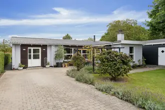 Villa på Skolevænget 13, Lendemarke, 4780 Stege