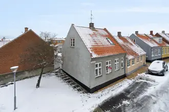 Rækkehus på Skarpegade 13, Rønne, 3700 Rønne