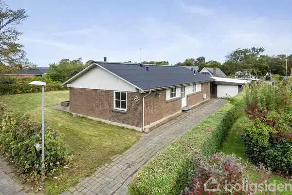 Villa på Gyvelvej 1, 7550 Sørvad