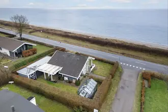 Fritidshus på Ajstrup Strandvej 148, 8340 Malling