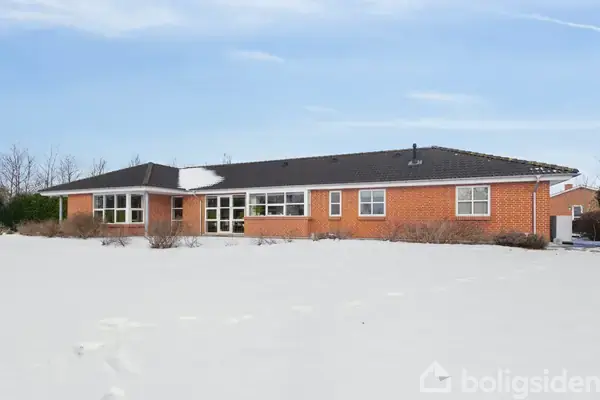 Landejendom på Kjellerupvej 68, 8840 Rødkærsbro