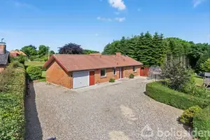 Villa på Klostervej 5, 8831 Løgstrup