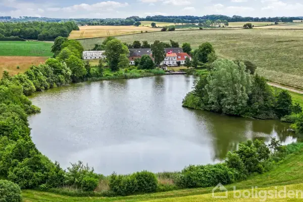 Landejendom på Hoedvej 31, 8500 Grenaa