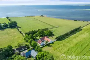 Landejendom på Korsvejen 14, 5943 Strynø