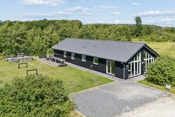 Fritidsbolig på Skovsøen 64, 8585 Glesborg