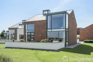 Villa på Sandbjerg Strandvej 10, 7130 Juelsminde