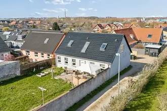 Villa på Ole Bachs Vej 1, 8960 Randers SØ