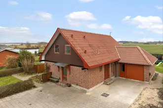Villa på Rougsøvej 8A, Spidsborg, 8961 Allingåbro