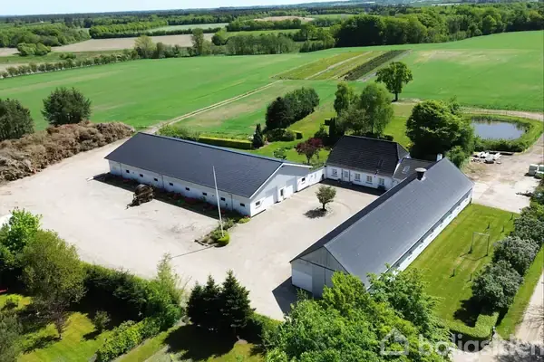 Landejendom på Tvedvej 7, 6630 Rødding