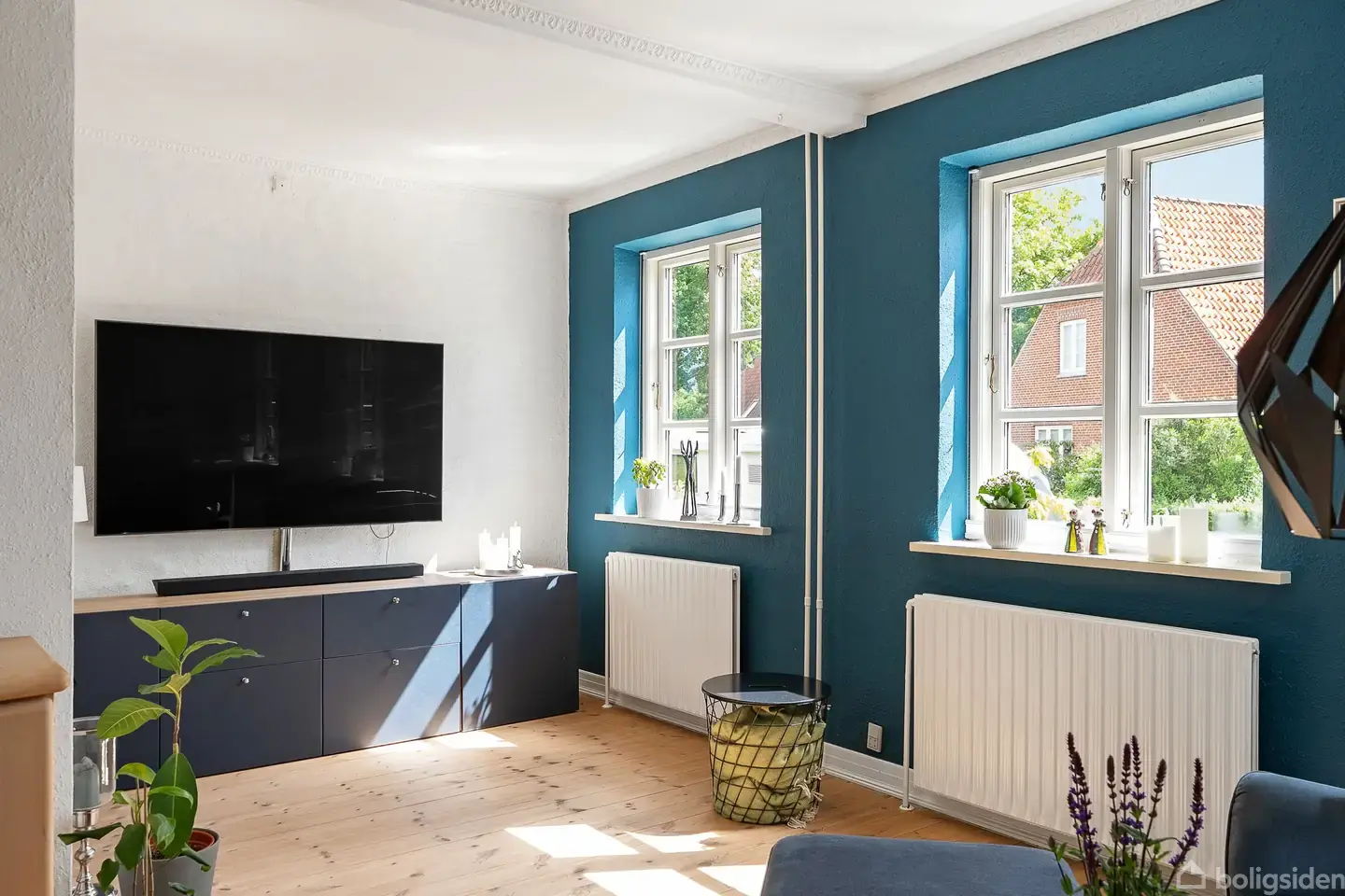 Velholdt villa i Bolbro med kælder og solrig have. - Visning 3