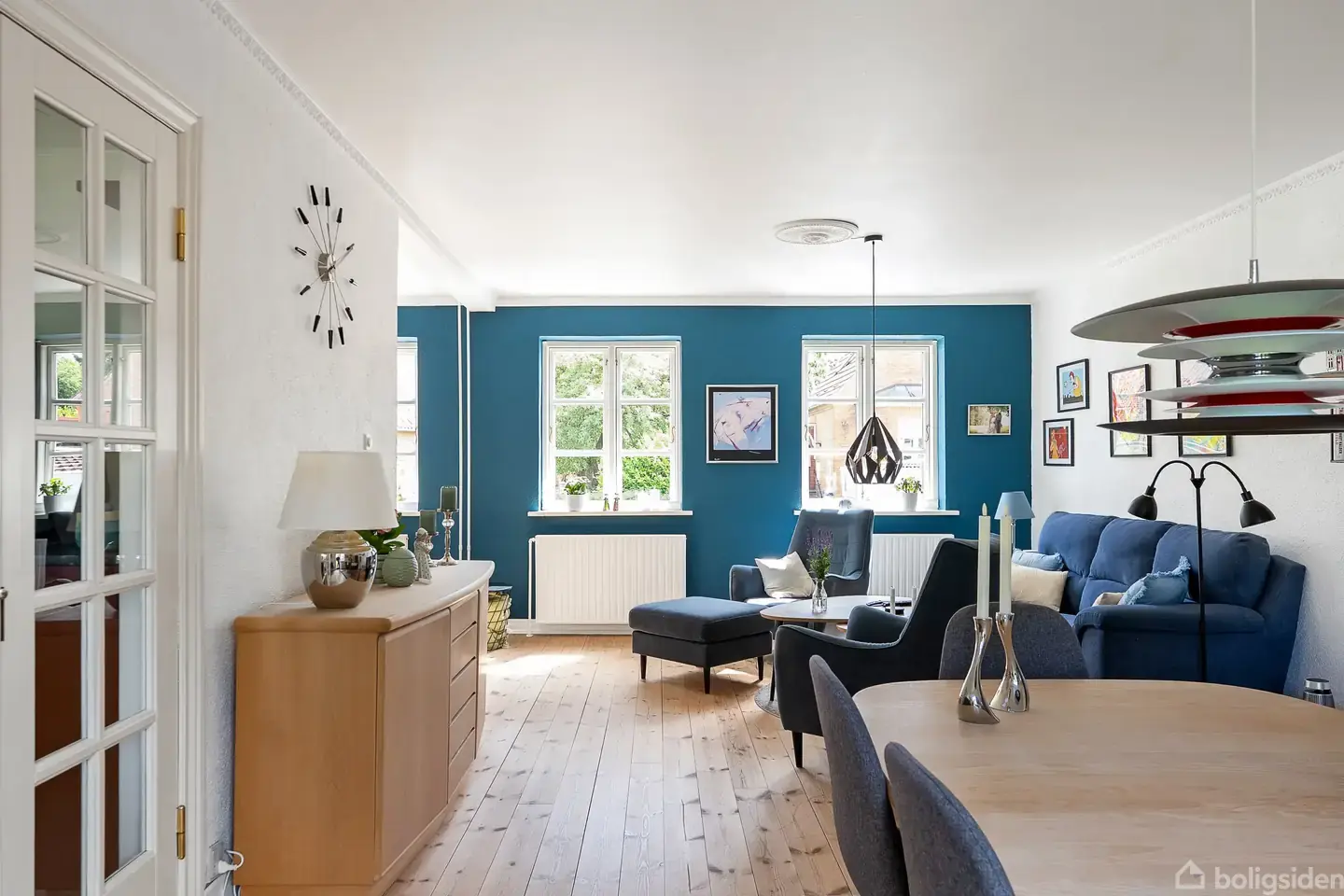 Velholdt villa i Bolbro med kælder og solrig have. - Visning 2
