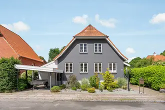 Villa på Valhalsvej 13, Bolbro, 5200 Odense V