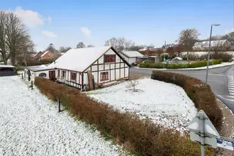 Villa på Kirkevej 1, Skjørring, 8464 Galten