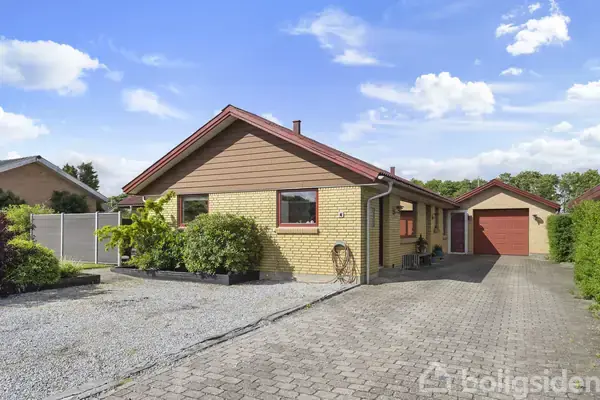 Villa på Tommelisevej 4, 9700 Brønderslev