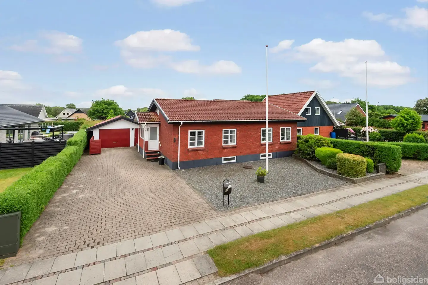Villa på 188 etagemeter på blind vej i Fovrfeld