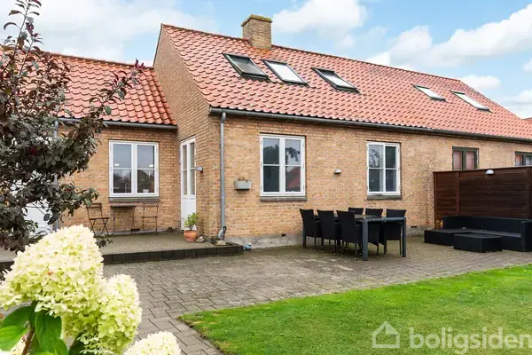 Villa på Aage Sørensensgade 3, 4800 Nykøbing F