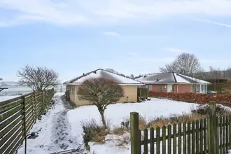 Villa på Hovedvejen 53, Øm, 4000 Roskilde