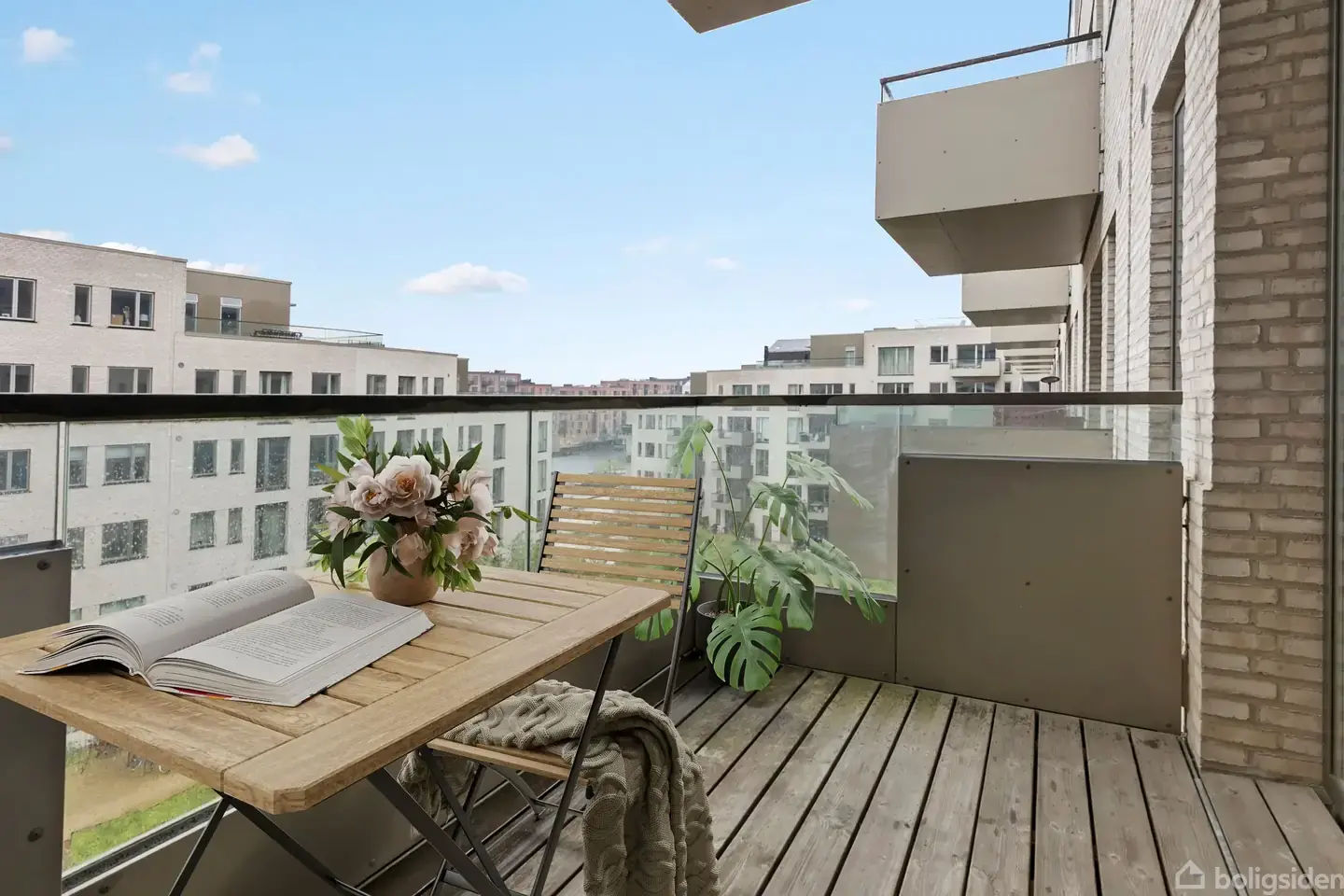 Attraktiv 3-værelses med altan på Enghave Brygge - View 2