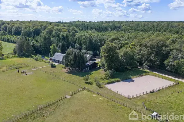Landejendom på Hornbækvej 880, 3100 Hornbæk