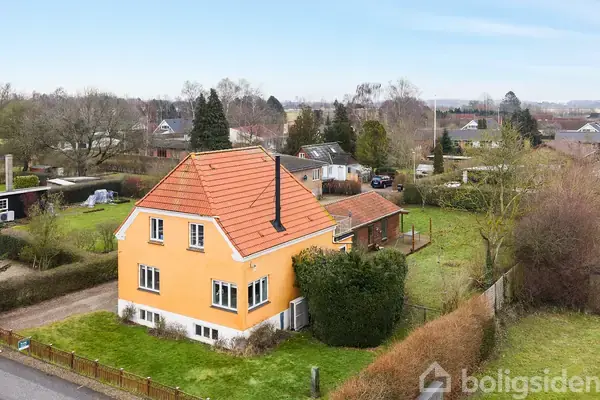 Villa på Landevejen 114, 5883 Oure