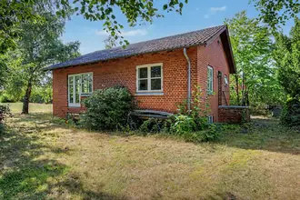 Villa på Århusvej 16, 8840 Rødkærsbro