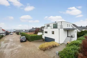 Villa på Syrenvænget 4, Hjerting, 6710 Esbjerg V