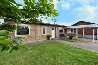 Villa på Tværgade 4, Hammerum, 7400 Herning