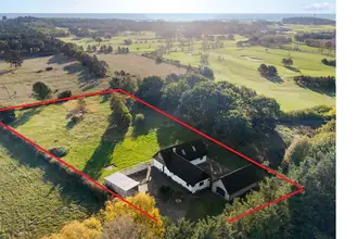 Villa på Strandvejen 12, 9370 Hals
