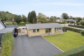 Villa på Violvej 2, Grønnemose, 5560 Aarup