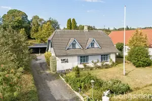 Villa på Rostvedvej 9, 8410 Rønde