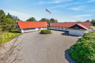 Villa på Fennen 74, Hunetorp, 9490