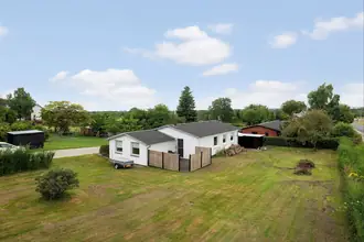 Villa på Brandlundvej 92, 7330 Brande