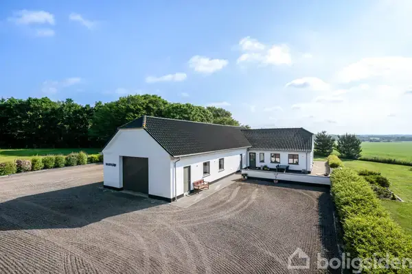 Villa på Ringkøbingvej 42, 6900 Skjern