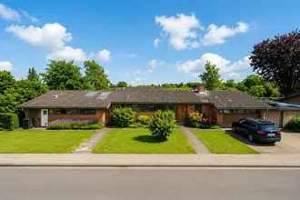 Villa på Solsortevej 10, 9320 Hjallerup