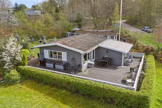 Fritidshus på Nordvangsvej 1, Skovgårde Strand, 8961