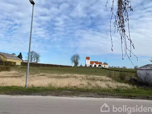 Helårsgrund på Aakjærvej 4, 8300 Odder