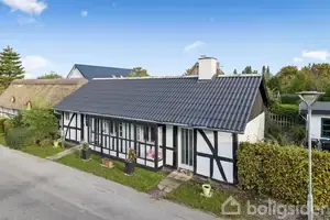 Villa på Præstegårdsvej 3, 8410 Rønde