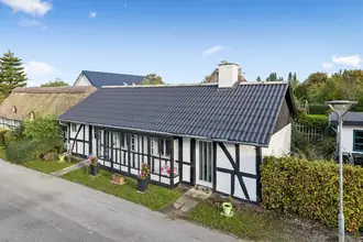 Villa på Præstegårdsvej 3, Feldballe, 8410 Rønde