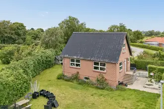 Villa på Tjelevej 27, 9240 Nibe