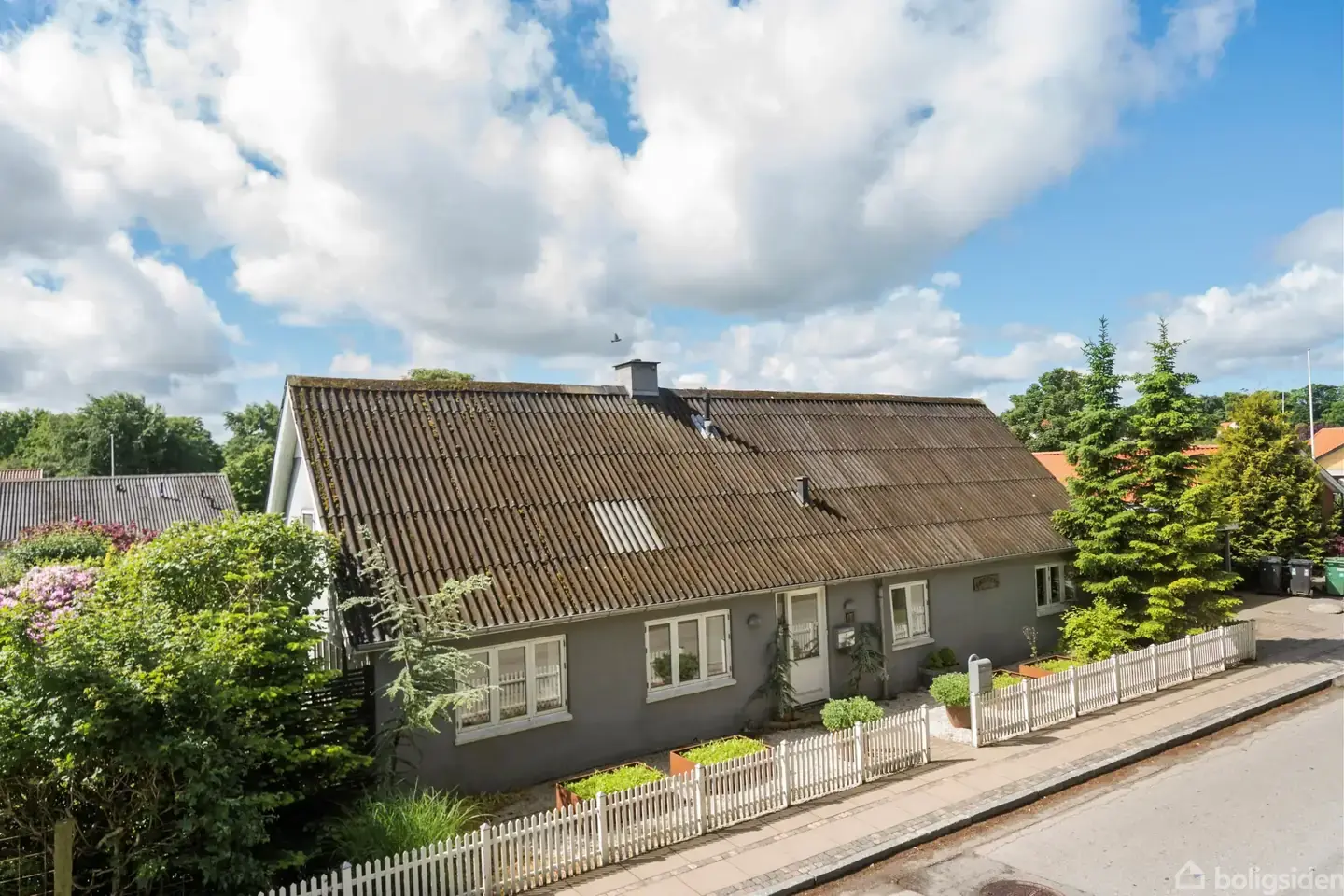 Hyggelig villa med frodig have