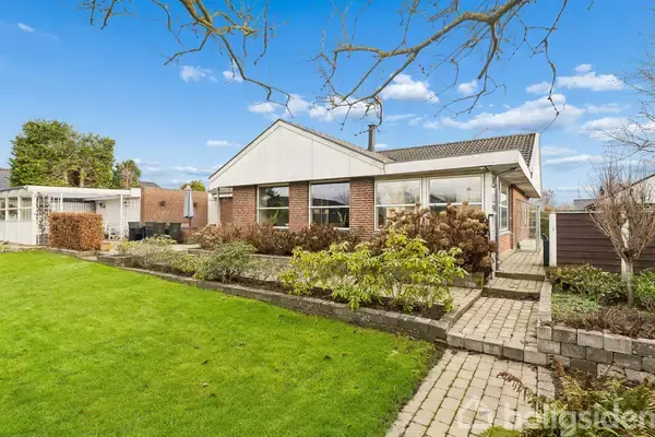 Villa på Mejløvænget 47, 8381 Tilst