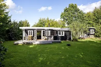 Fritidshus på Højvejen 4, Hesbjerg, 3120 Dronningmølle