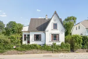 Villa på Vestbanegade 8, 9800 Hjørring