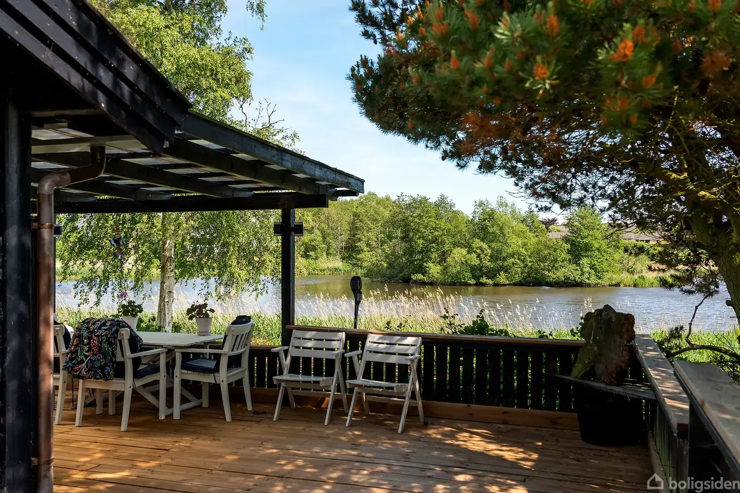Fritidshus med unik vandudsigt og skøn beliggenhed i Hornbæk