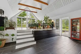 Villa på Knarrebjergvej 9, 5762 Vester Skerninge