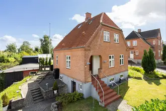 Villa på Søndergade 51, 8370 Hadsten